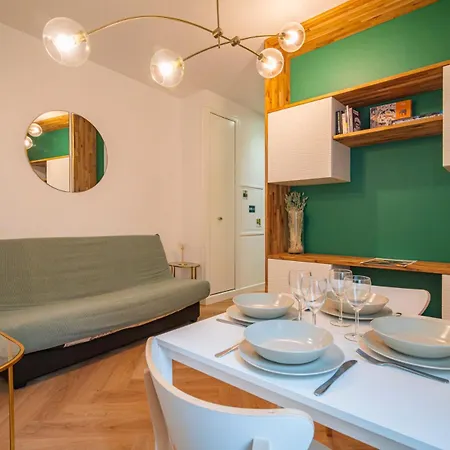 Rocky #cathedraledereims Apartment *